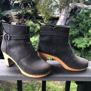 Swedish Hasbeens black boots